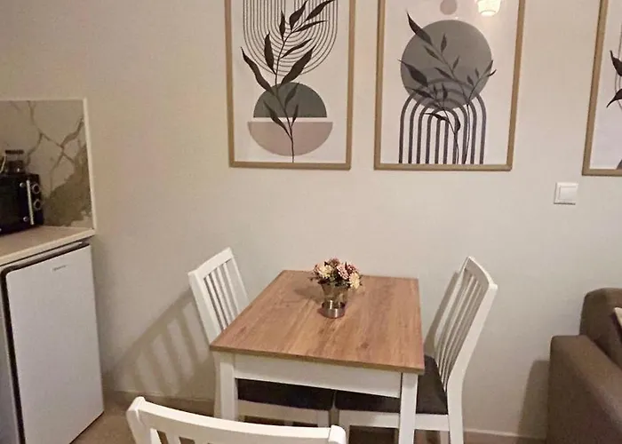 άνετο πολυτελές Διαμέρισμα *