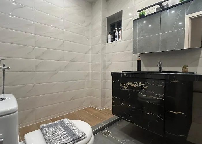 άνετο πολυτελές Διαμέρισμα *